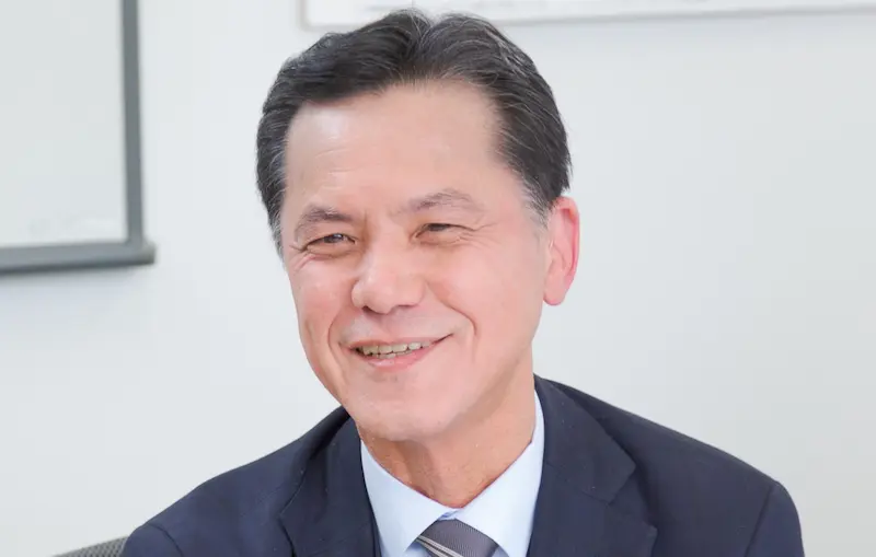 「成長に携われるのは幸せ」と語る、取締役副社長・管理本部長の岡本さん